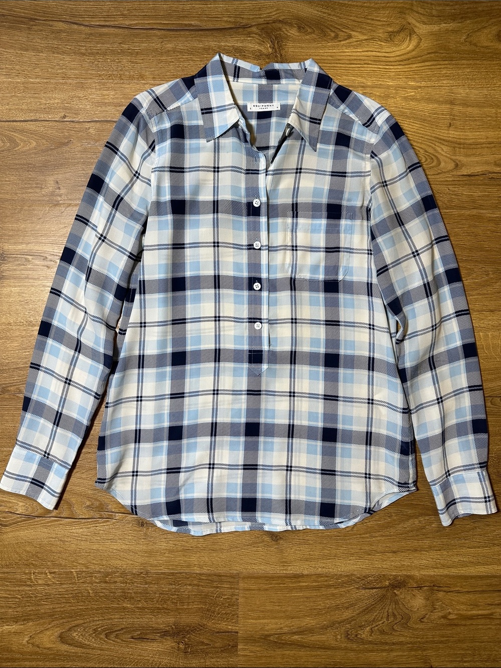 Equipment 100% Silk Light Blue and Navy Plaid Popover Shirt Size Small